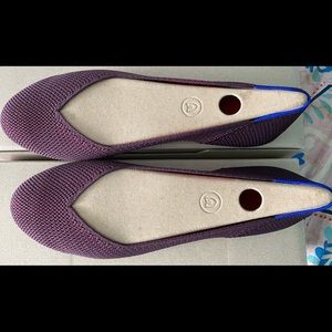 Rothys Berry Lattice Stitch Flats Size 10